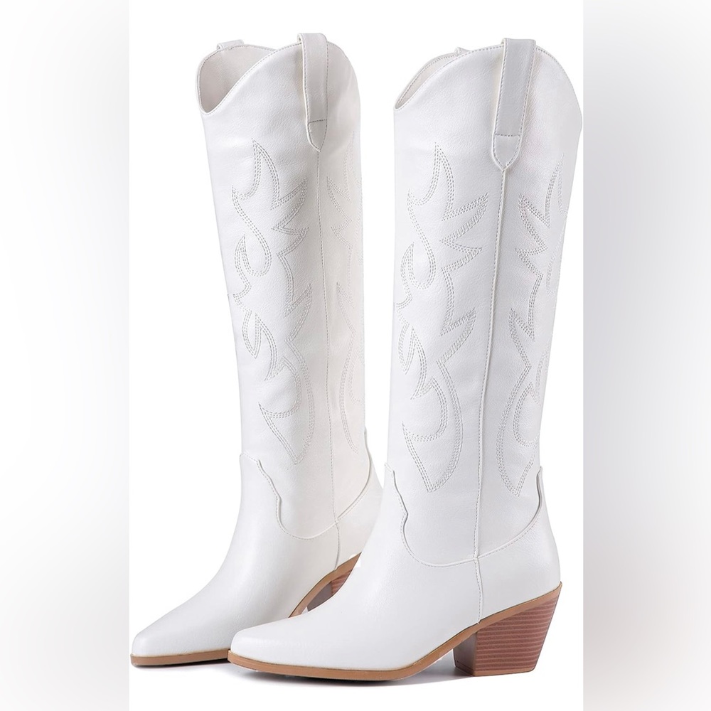 Knee high white western cowboy boot